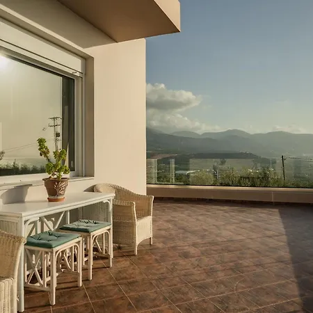 Villa Aktis With Freshwater Pool And Sea View