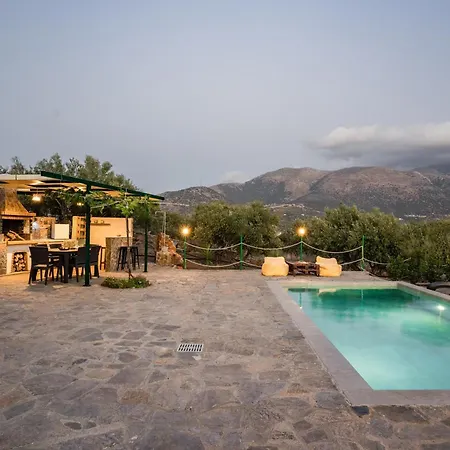 Villa Aktis With Freshwater Pool And Sea View *